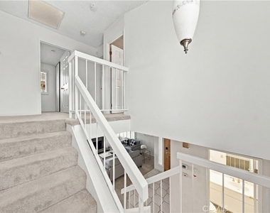 482 Vista Del Norte - Photo Thumbnail 18