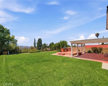 482 Vista Del Norte - Photo Thumbnail 34
