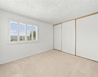 482 Vista Del Norte - Photo Thumbnail 24