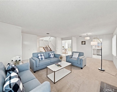 482 Vista Del Norte - Photo Thumbnail 9