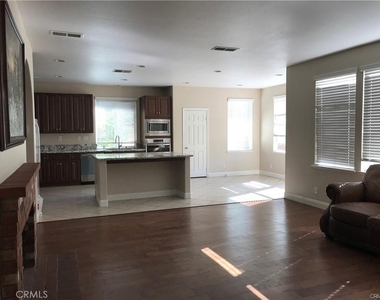 12717 Burbank - Photo Thumbnail 4
