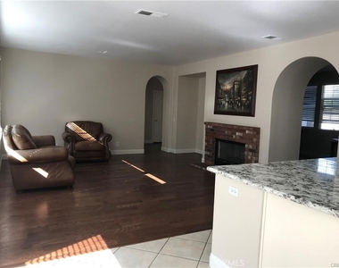 12717 Burbank - Photo Thumbnail 5