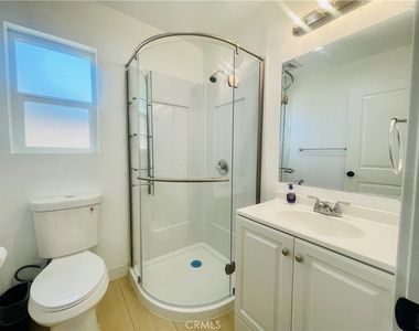 65 E Forest Avenue - Photo Thumbnail 7