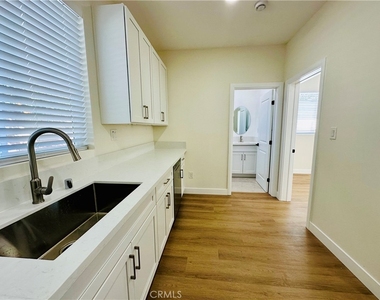 17262 Ivy Avenue - Photo Thumbnail 5