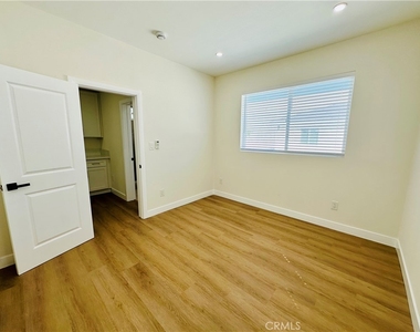17262 Ivy Avenue - Photo Thumbnail 8