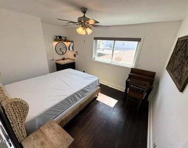 900 San Pedro Street - Photo Thumbnail 18