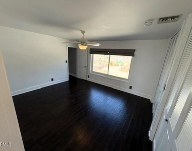 900 San Pedro Street - Photo Thumbnail 12