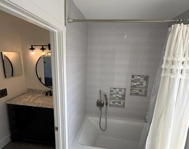 900 San Pedro Street - Photo Thumbnail 15