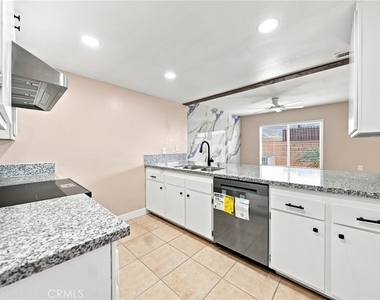 6461 Casa Verde - Photo Thumbnail 8