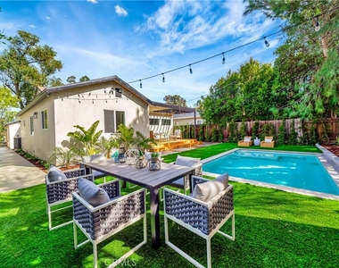 22120 Costanso Street - Photo Thumbnail 26