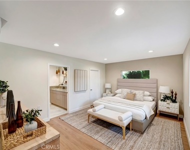 22120 Costanso Street - Photo Thumbnail 19
