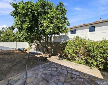 7244 Willis Avenue - Photo Thumbnail 24