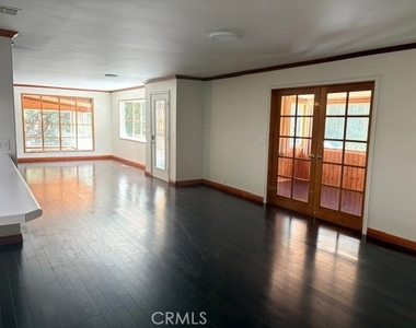 139 Sherwood Drive - Photo Thumbnail 12