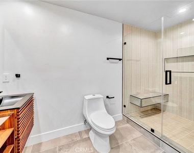 23635 Marylee St - Photo Thumbnail 41