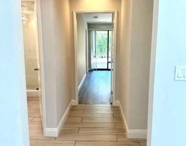 17223 Kingsbury Street - Photo Thumbnail 16