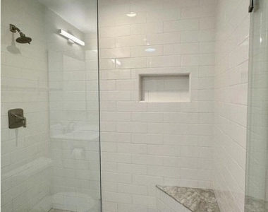 17223 Kingsbury Street - Photo Thumbnail 15