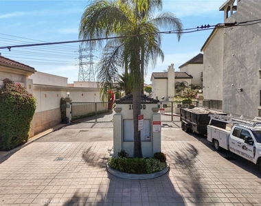 15000 Downey Avenue - Photo Thumbnail 4