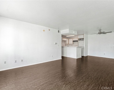 15000 Downey Avenue - Photo Thumbnail 6