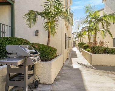15000 Downey Avenue - Photo Thumbnail 1