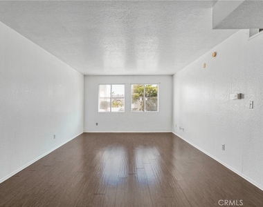 15000 Downey Avenue - Photo Thumbnail 7