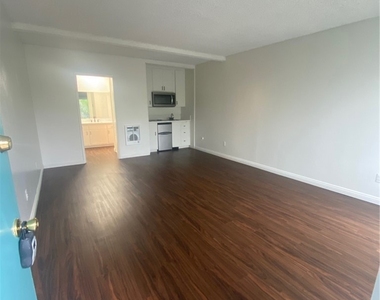 3656 Garnet Street - Photo Thumbnail 2