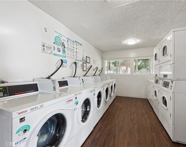 3656 Garnet Street - Photo Thumbnail 20