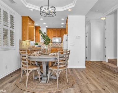 1711 Carlson - Photo Thumbnail 6