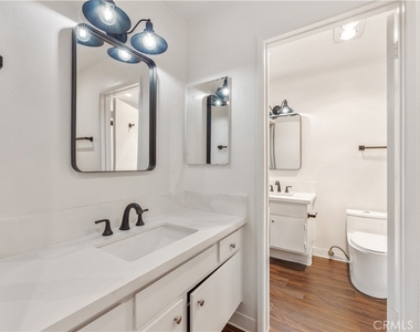 415 S Prospect Avenue - Photo Thumbnail 15