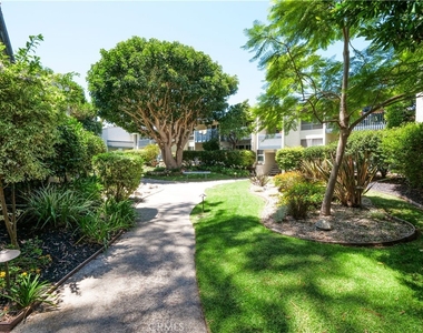 822 Camino Real #202 - Photo Thumbnail 26