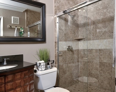 5340 Silver Canyon Road - Photo Thumbnail 11