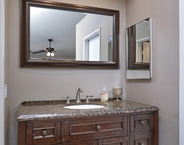 5340 Silver Canyon Road - Photo Thumbnail 24