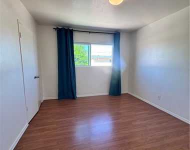 8065 Fillmore - Photo Thumbnail 10