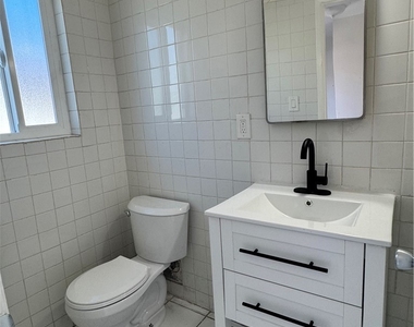 8065 Fillmore - Photo Thumbnail 13