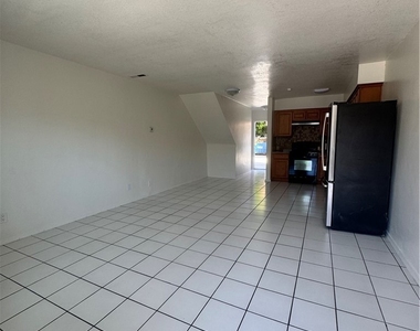 8065 Fillmore - Photo Thumbnail 4