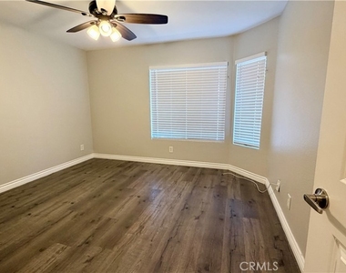3028 W Cheryllyn - Photo Thumbnail 4