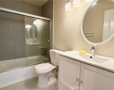 3028 W Cheryllyn - Photo Thumbnail 2