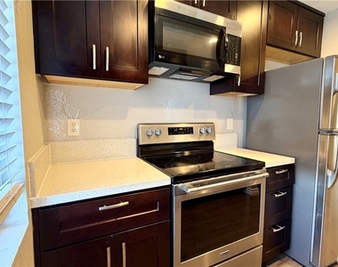 3028 W Cheryllyn - Photo Thumbnail 14