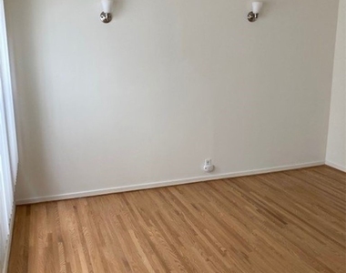 204 Belmont - Photo Thumbnail 5