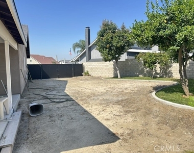 6866 Jasmine Court - Photo Thumbnail 7