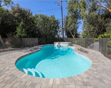 3241 Dahl - Photo Thumbnail 20