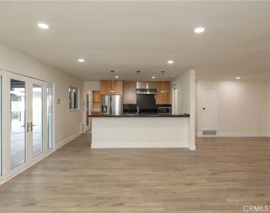 3241 Dahl - Photo Thumbnail 26