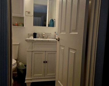 565 Lori Drive - Photo Thumbnail 2