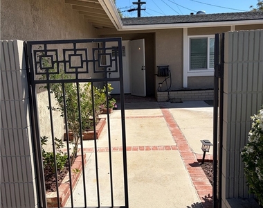 7622 Don Drive - Photo Thumbnail 1