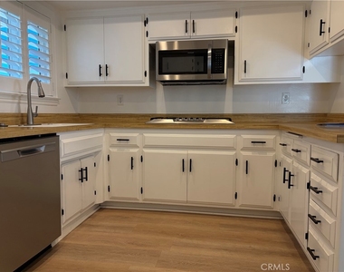 7622 Don Drive - Photo Thumbnail 9