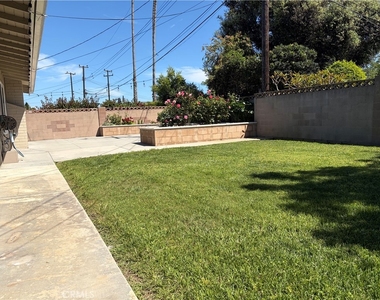7622 Don Drive - Photo Thumbnail 32