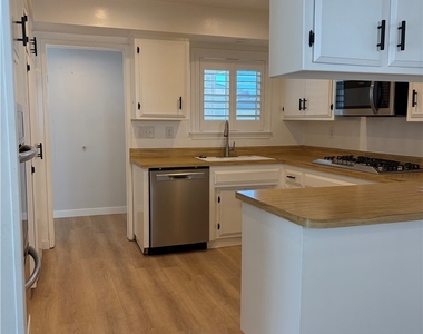 7622 Don Drive - Photo Thumbnail 12