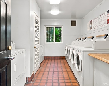 660 S Glassell Street - Photo Thumbnail 18