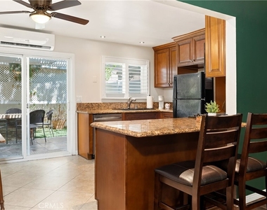 660 S Glassell Street - Photo Thumbnail 6