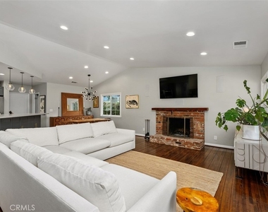 1002 W Santa Clara - Photo Thumbnail 11