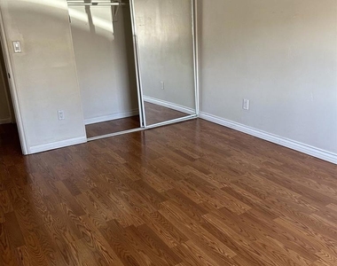 1386 E Madison Avenue - Photo Thumbnail 6